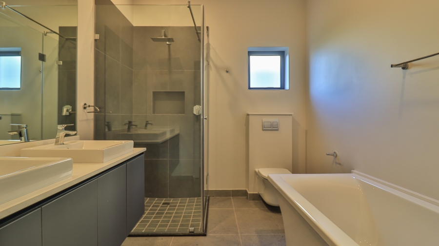 3 Bedroom Property for Sale in Hartland Lifestyle Estate Western Cape